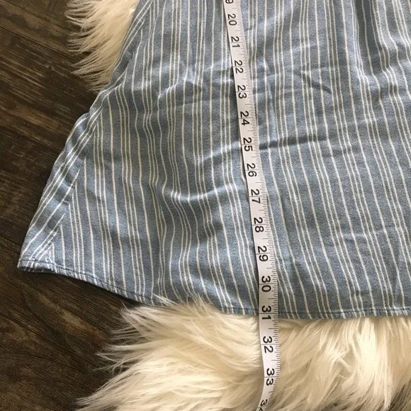 Aeropostale Blue and White Striped Keyhole Smocked Mini Dress - Size Large - Picture 12 of 13